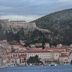 Hvar_Hafen_IMG_20240507_095801.jpg