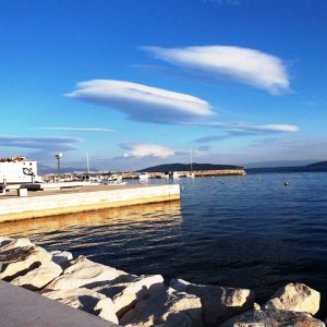 Dalmatien: Kastel Novi>Ufo Wolken