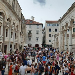 104.jpg