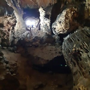 17_Kotlenice Höhle Vranjaca.jpg