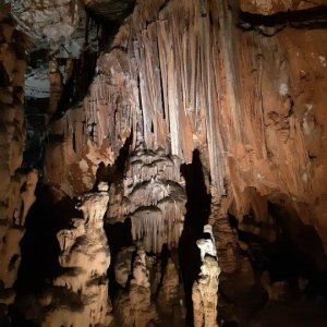 24_Kotlenice Höhle Vranjaca.jpg