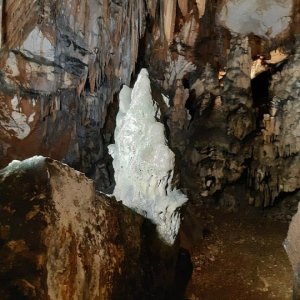 30_Kotlenice Höhle Vranjaca.jpg