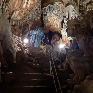 33_Kotlenice Höhle Vranjaca.jpg