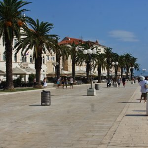 Hafenpromenade in Trogir