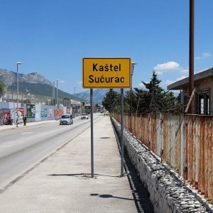 140_7 Kastele.jpg