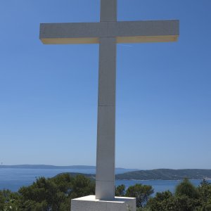 Kreuz auf dem Aussichtspunkt Marjan Park Split