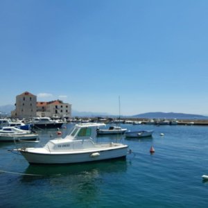 158.jpg