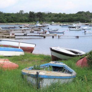 alte und uralte Boote, Boote im und am Wasser