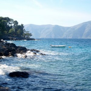 Kvarner: INSEL KRK > Natürlicher Strand bei Glavotok