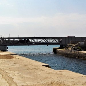 Kvarner: OSOR auf Insel Cres > Drehbrücke.JPG