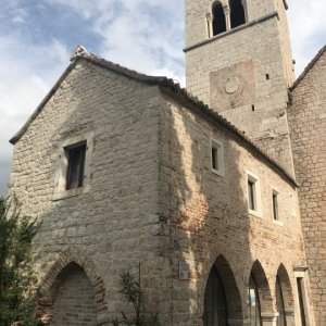 Ciovo Dominikaner Kloster St. Heilig Kreuz (4).JPG