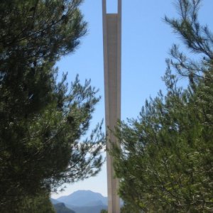 Süddalmatien: PELJESAC > Pijavicino > Kriegerdenkmal