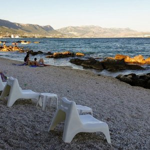 Dalmatien: Kastela Stafilic> Strand