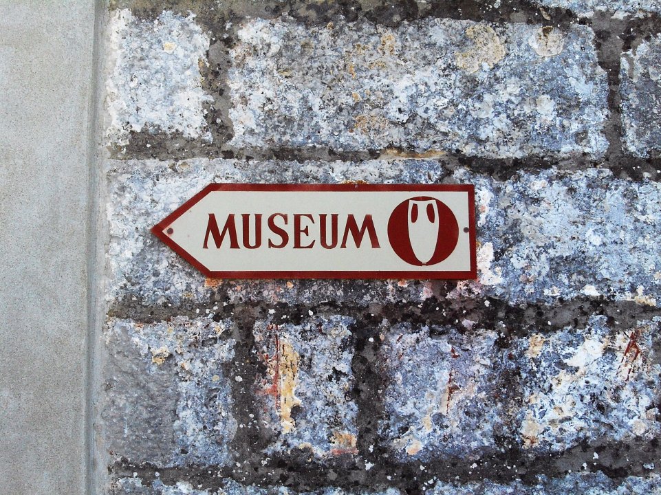 118 Kirche Hl, Franziskus.JPG