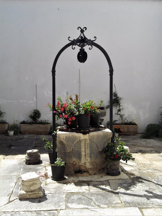 125 Kirche Hl, Franziskus.JPG