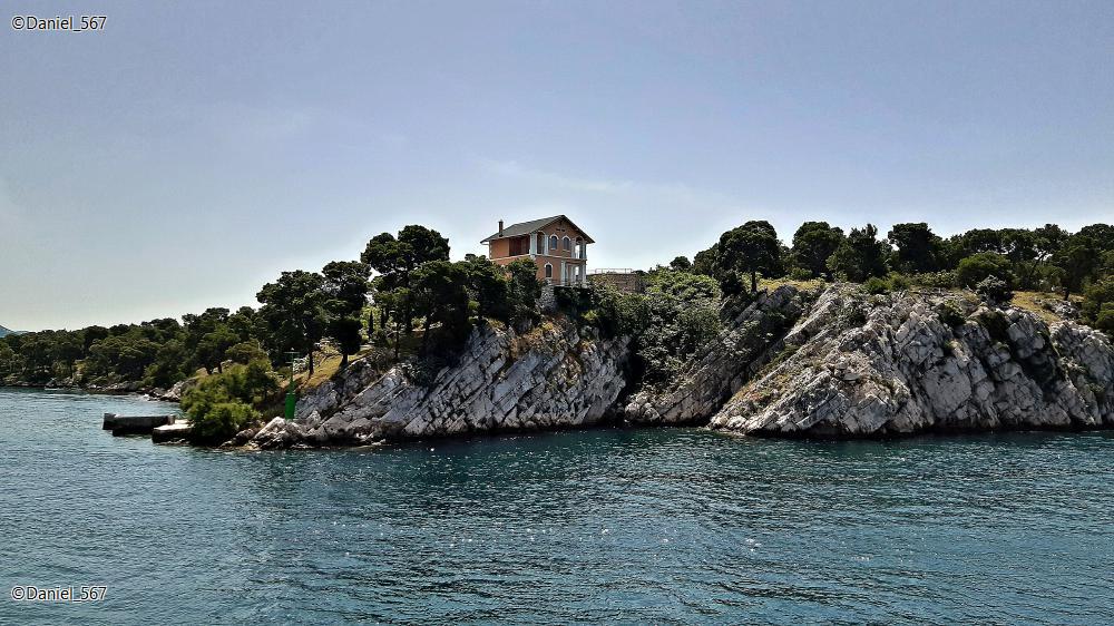 12_Schifffahrt Sibenik Zirje.jpg