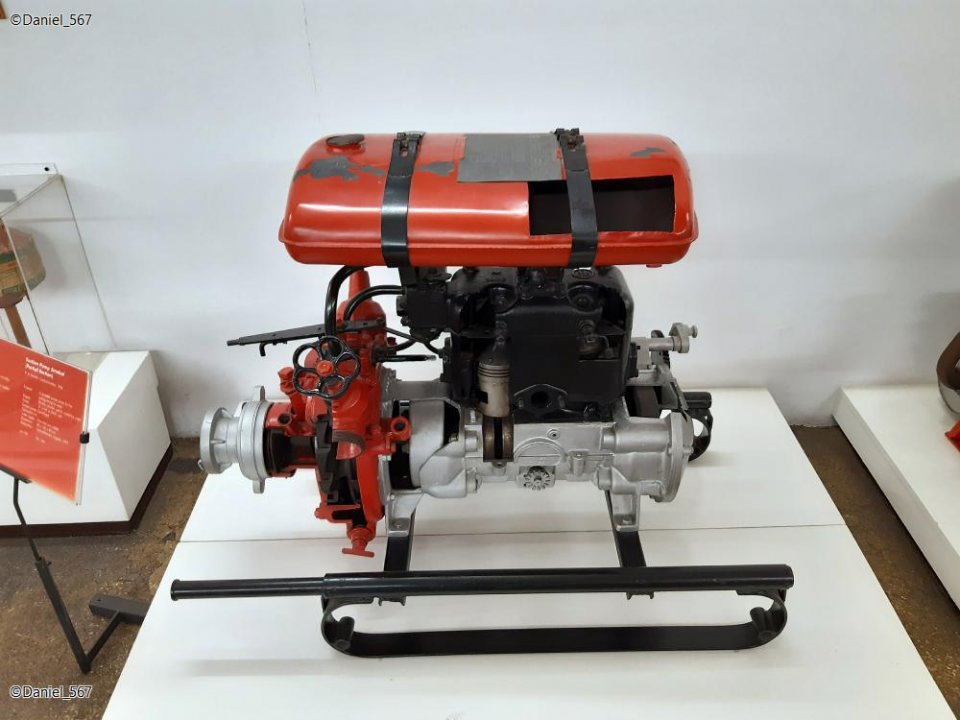 21_Tesla-Museum Zagreb.jpg