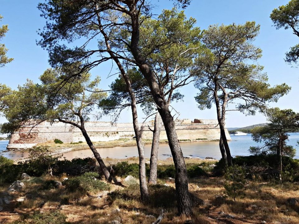 22_Sibenik Sv. Nikola.jpg