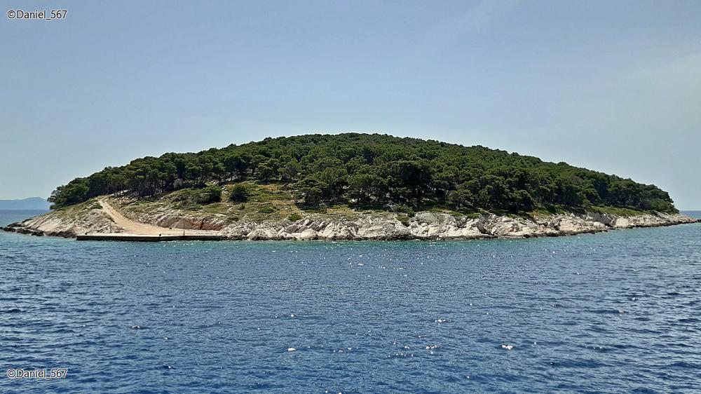 27_Schifffahrt Sibenik Zirje.jpg