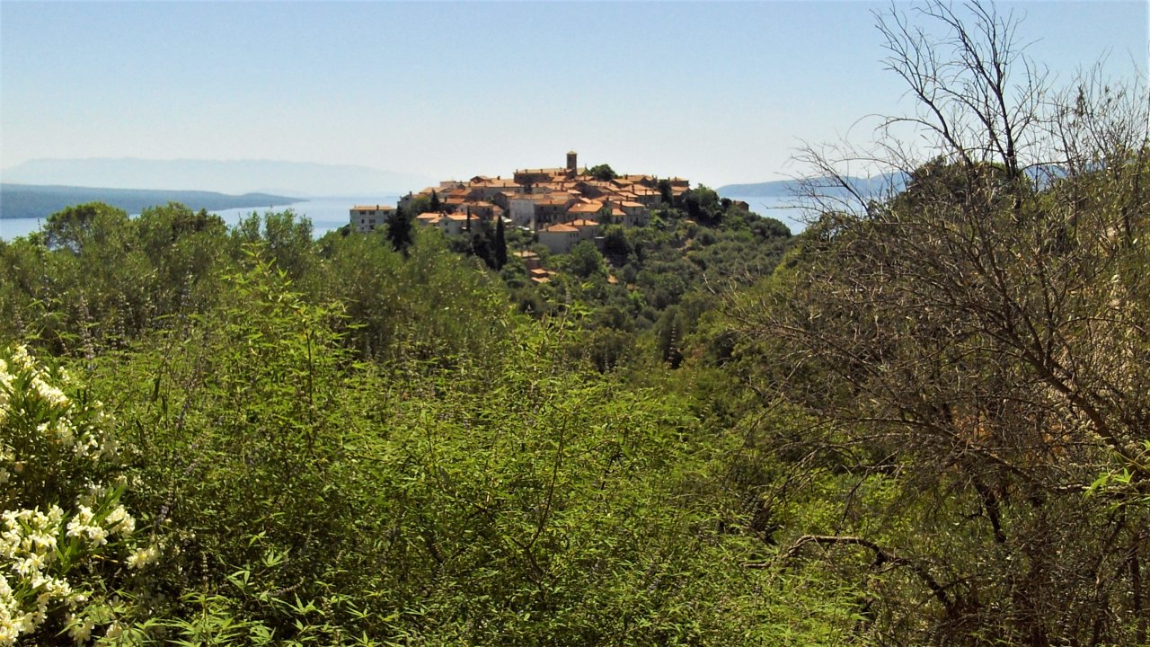 28 Beli Insel Cres.JPG