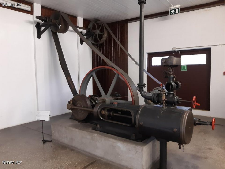 29_Tesla-Museum Zagreb.jpg