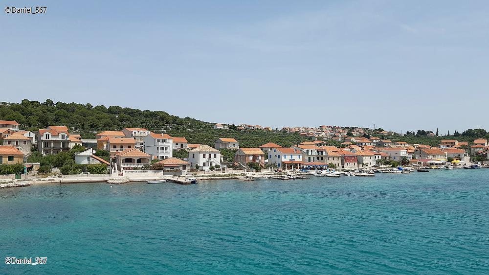 30_Schifffahrt Sibenik Zirje.jpg