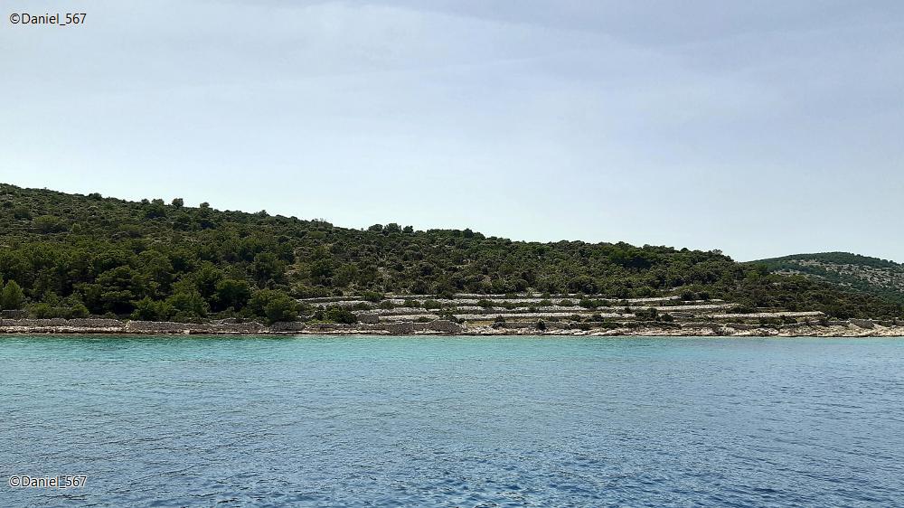 33_Schifffahrt Sibenik Zirje.jpg