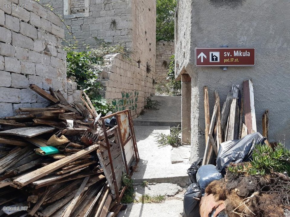 42_Schifffahrt Sibenik Zirje.jpg