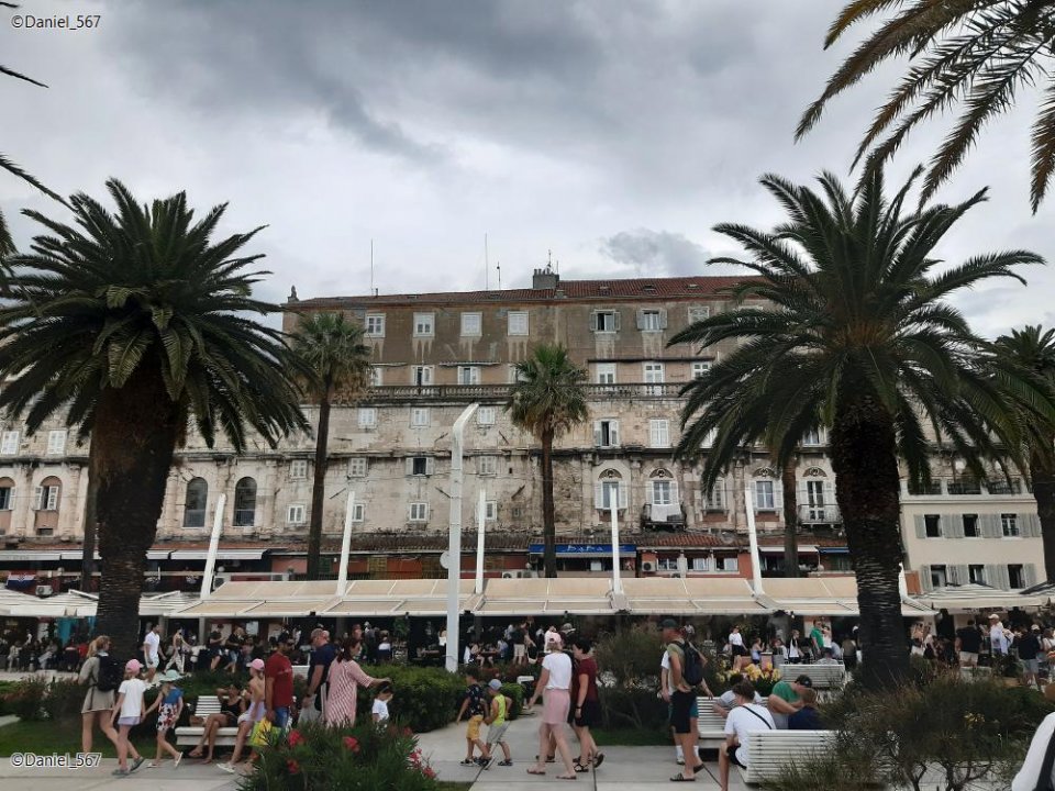 48_Split mit dem Zug.jpg