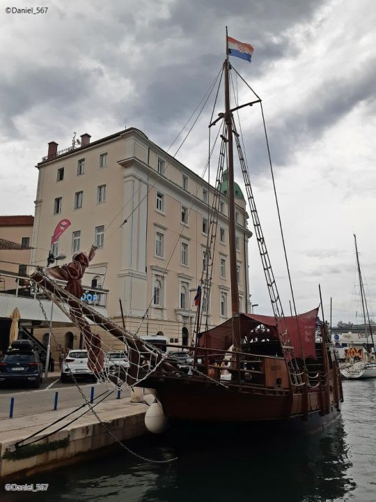 49_Split mit dem Zug.jpg