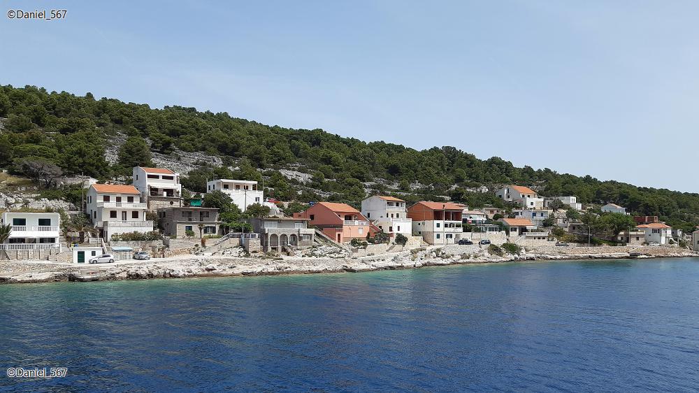 52_Schifffahrt Sibenik Zirje.jpg