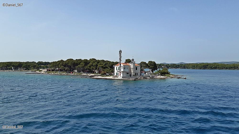 69_Schifffahrt Sibenik Zirje.jpg