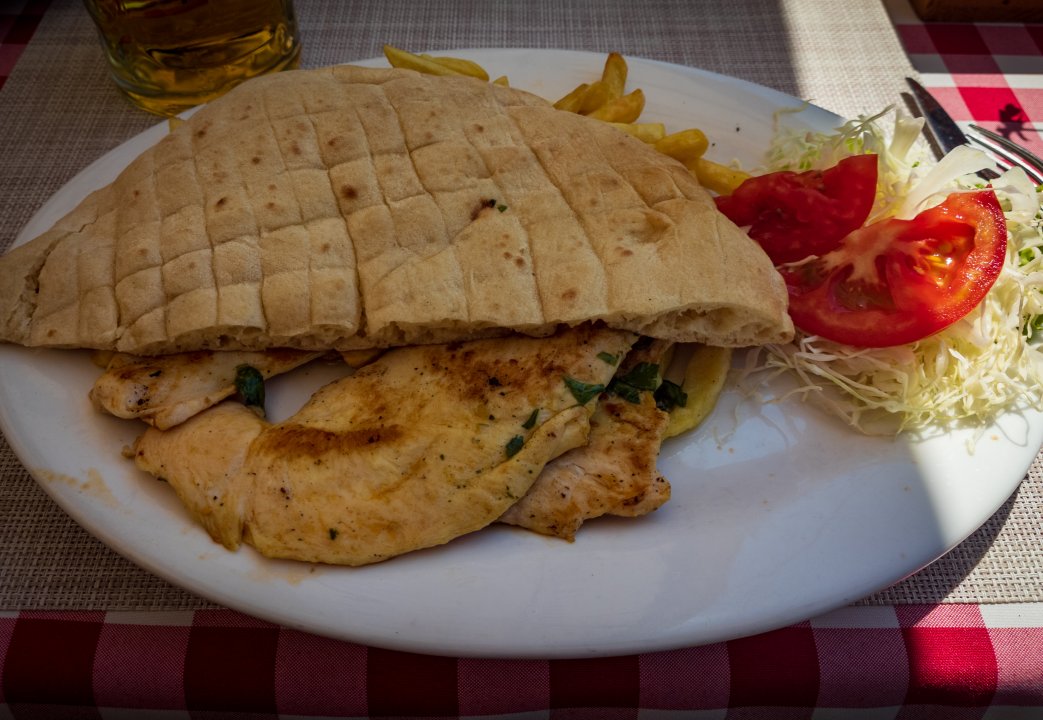 BiH: MOSTAR > Restoran Labirint