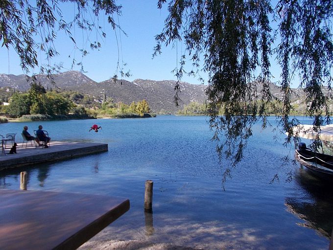 Dalmatien: Bacinsker Seen > Strandbar Paris