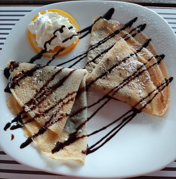 Dalmatien: BIOGRAD > Palacinke