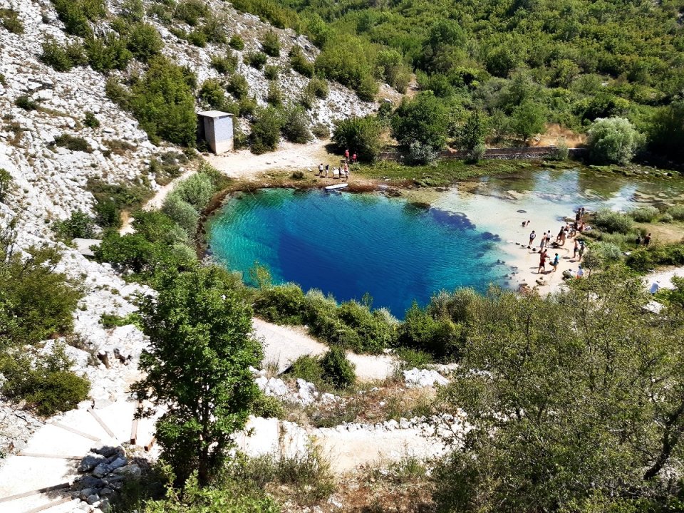Dalmatien: CETINA > Quelle der Cetina.jpg