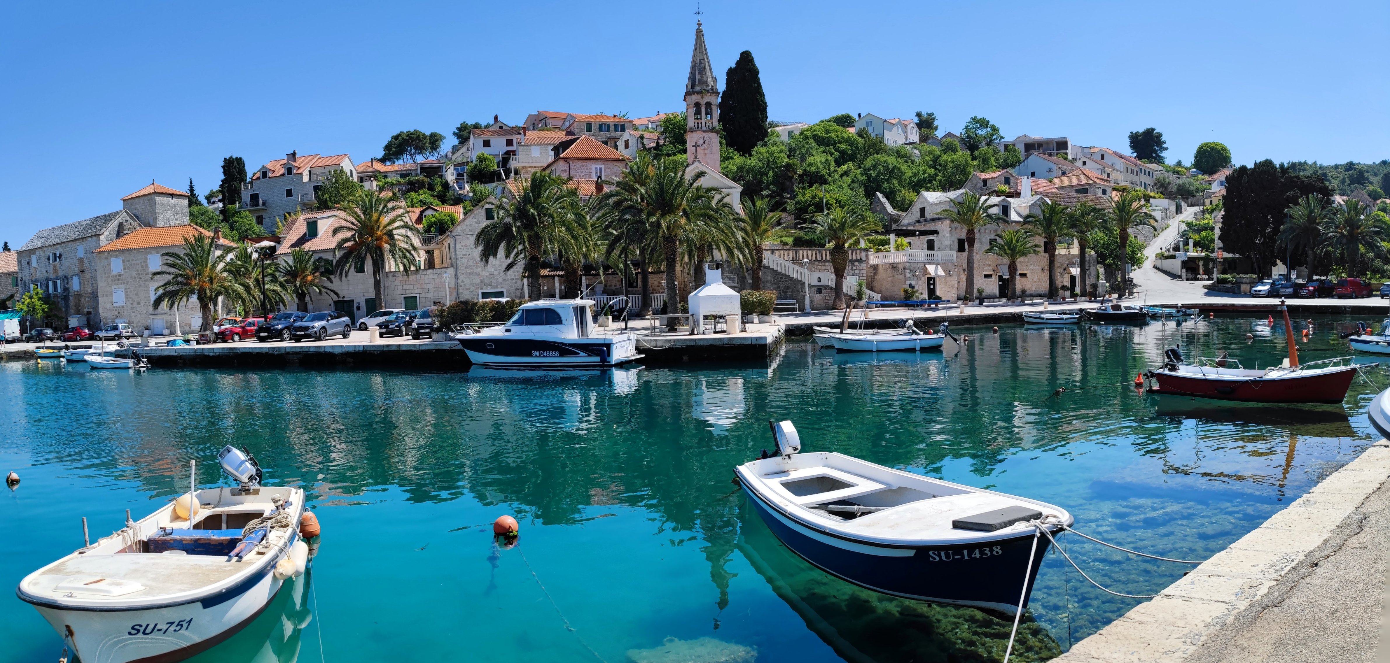 Dalmatien: Insel BOL > Skalinada