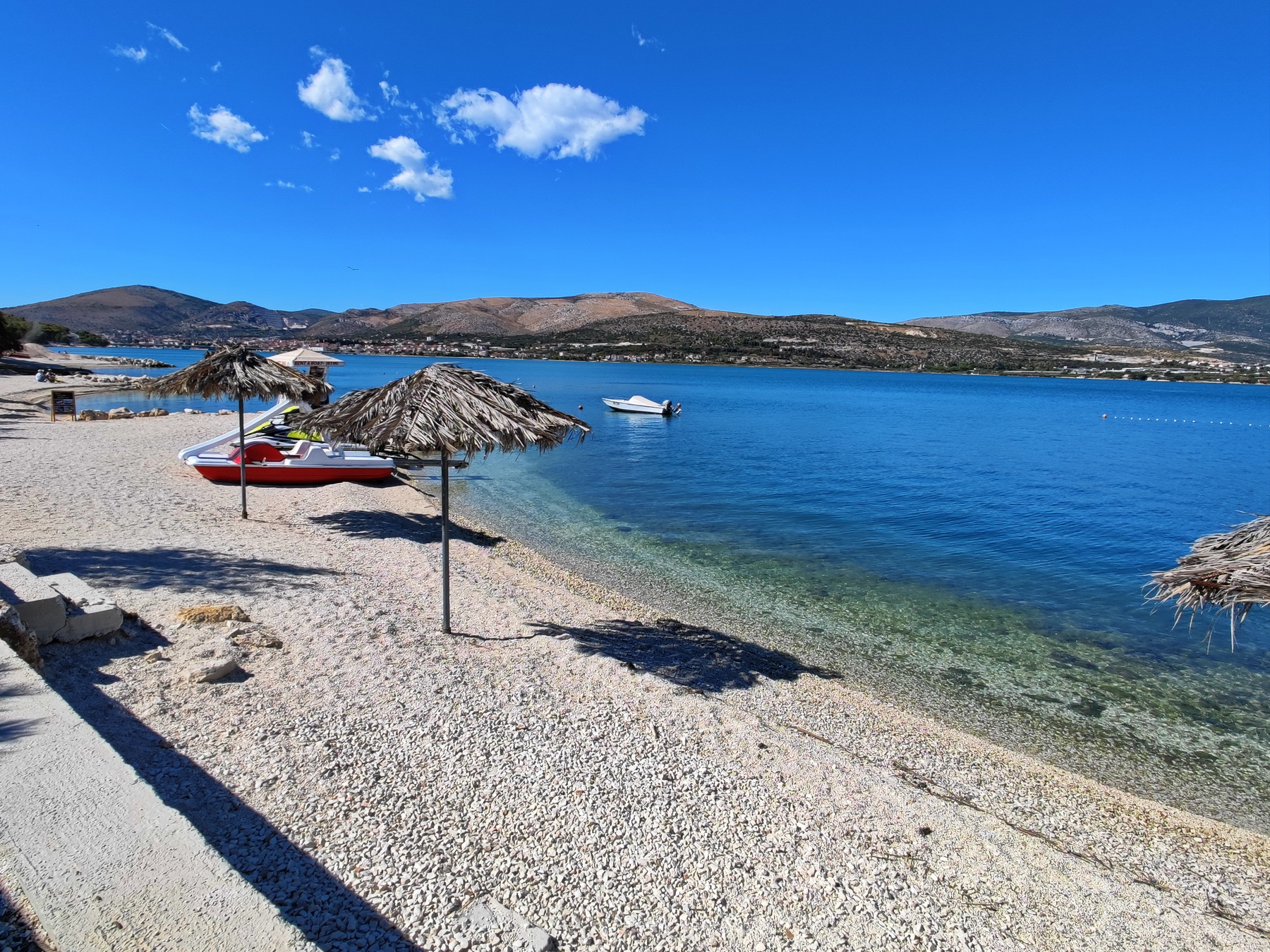 Dalmatien: Insel CIOVO > Strandwanderung