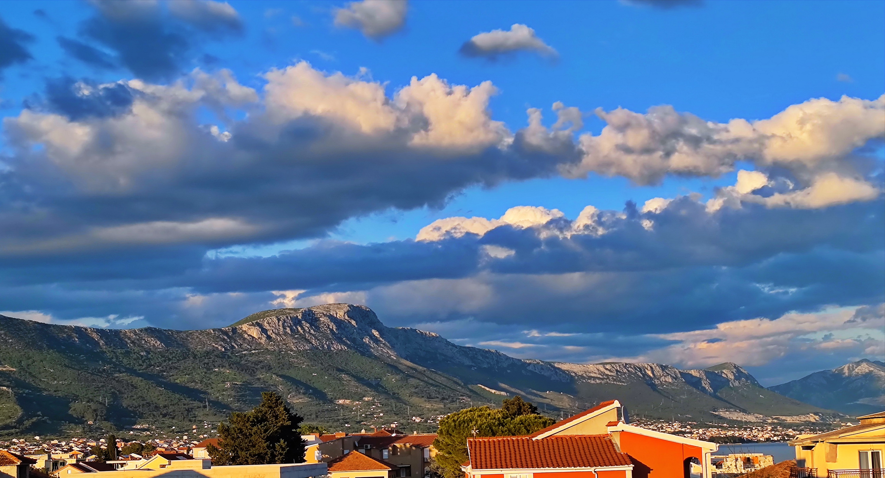 Dalmatien: KASTELA > Kozak