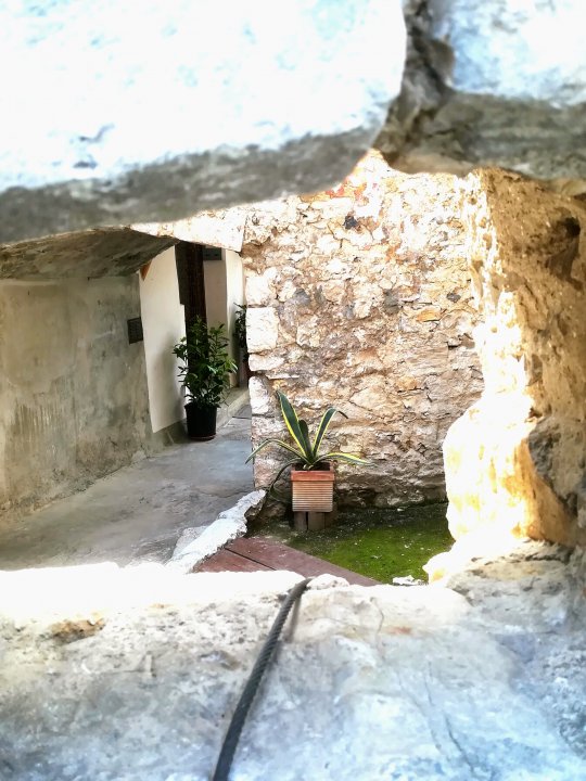 Dalmatien: KASTELA> Split> Hof