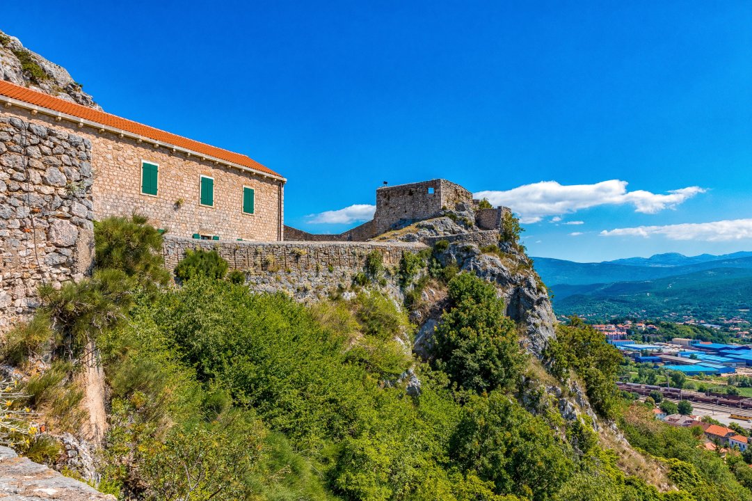 Dalmatien: KNIN > Festung