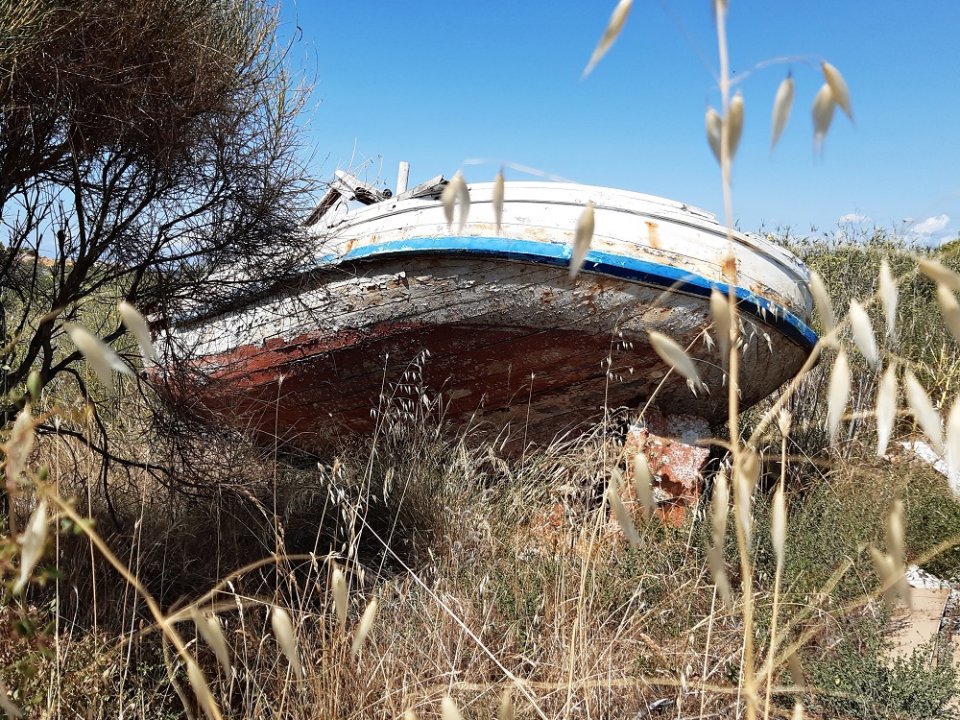 Dalmatien: KUKJICA auf Insel Ugljan > Holzboot.jpg