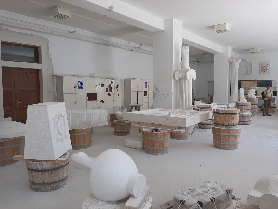 Dalmatien: PUCISCA > Steinmetzschule