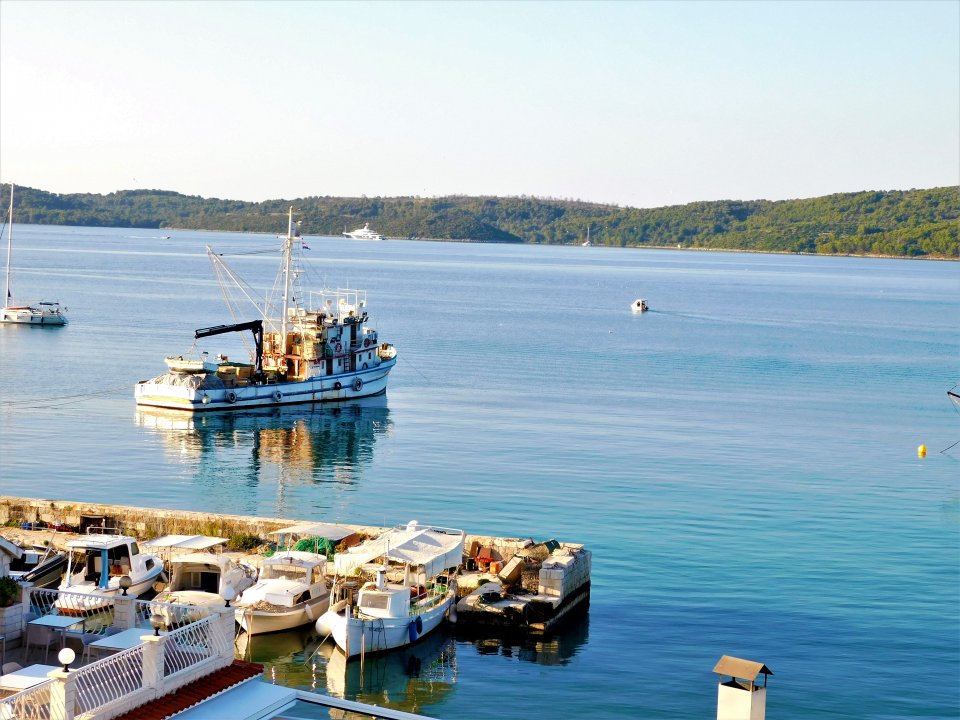 Dalmatien: Seget Donji> Fischerboot