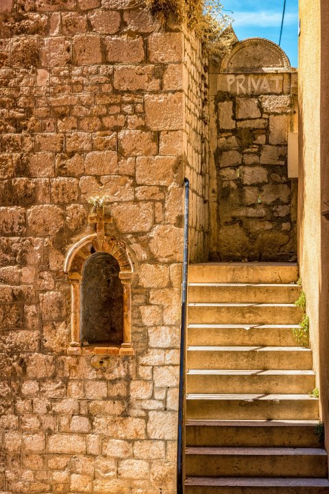 Dalmatien: SIBENIK > Durchgang