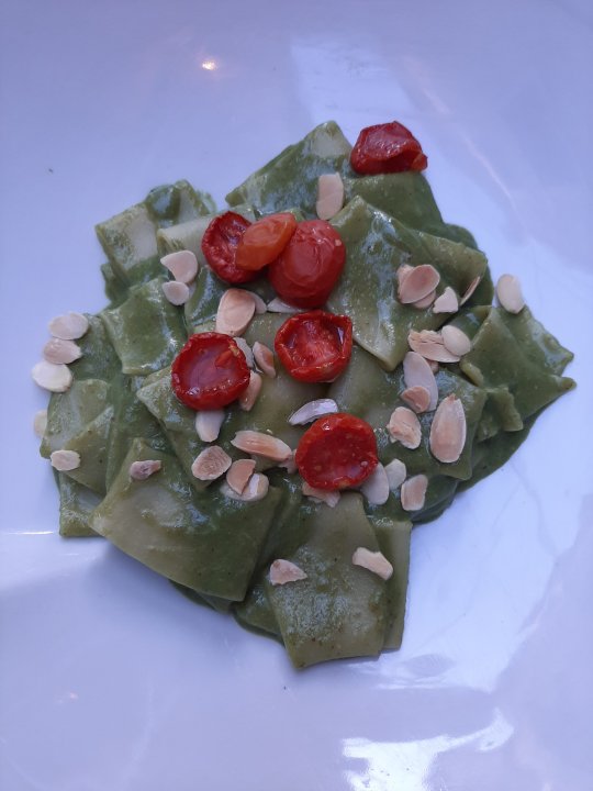 Dalmatien: STARI GRAD > Pastateller