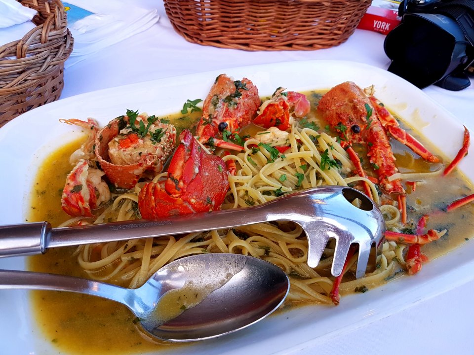 Dalmatien: Vis > Languste a la Buzara