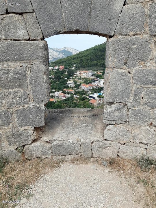 Durchblick Klis 1.jpg