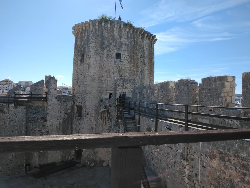 IMG_20261017_120137.jpg