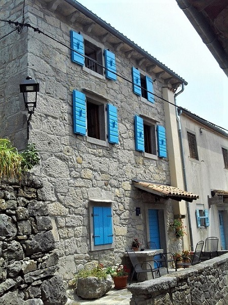 Istrien HUM Ein Gästehaus 2.JPG